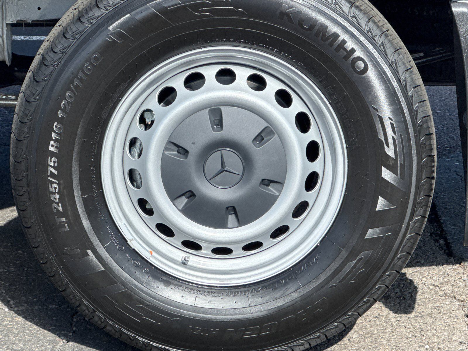 new 2025 Mercedes-Benz Sprinter 2500 car