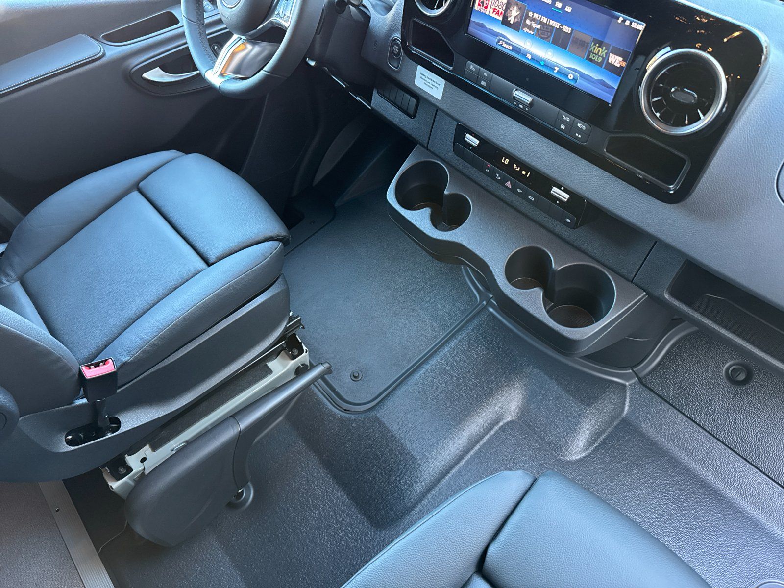 new 2026 Mercedes-Benz Sprinter 2500 car