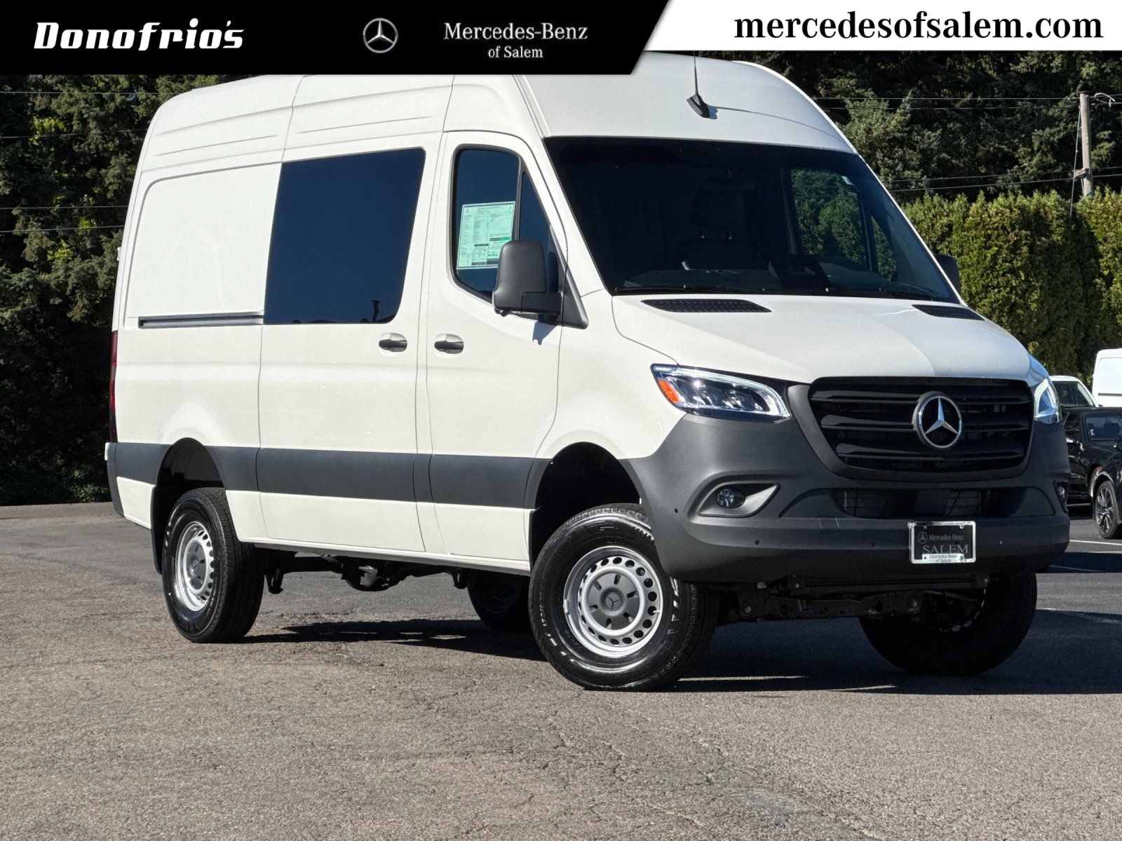 new 2025 Mercedes-Benz Sprinter 2500 car
