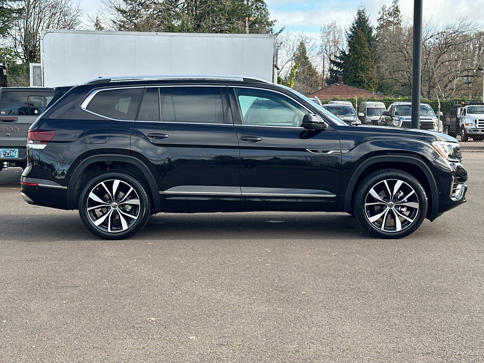used 2024 Volkswagen Atlas car, priced at $40,998