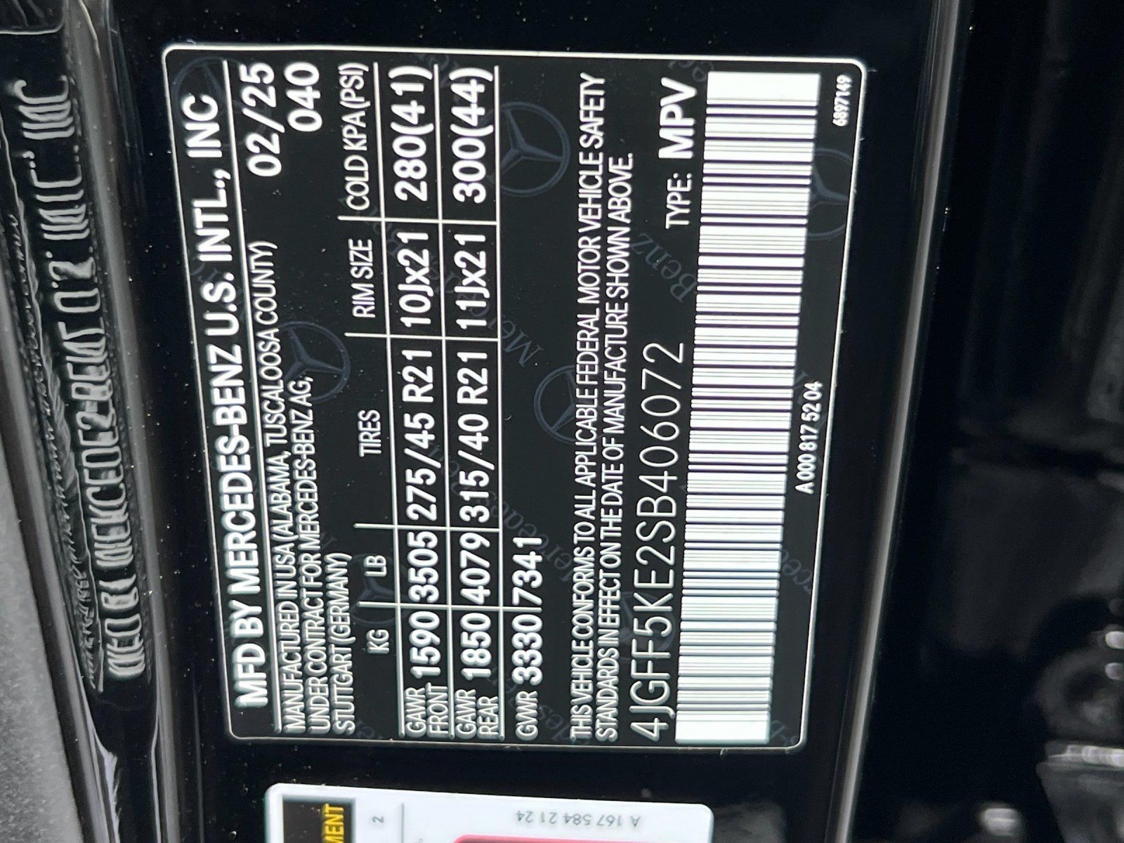 new 2025 Mercedes-Benz GLS car