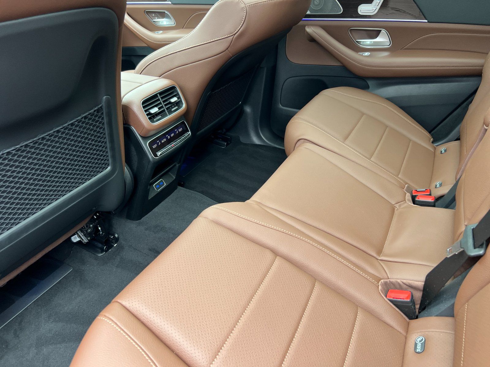 new 2025 Mercedes-Benz GLS car