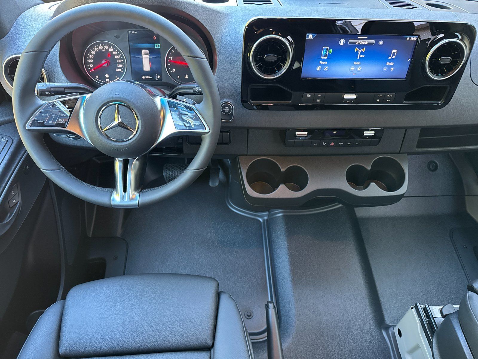 new 2025 Mercedes-Benz Sprinter 2500 car