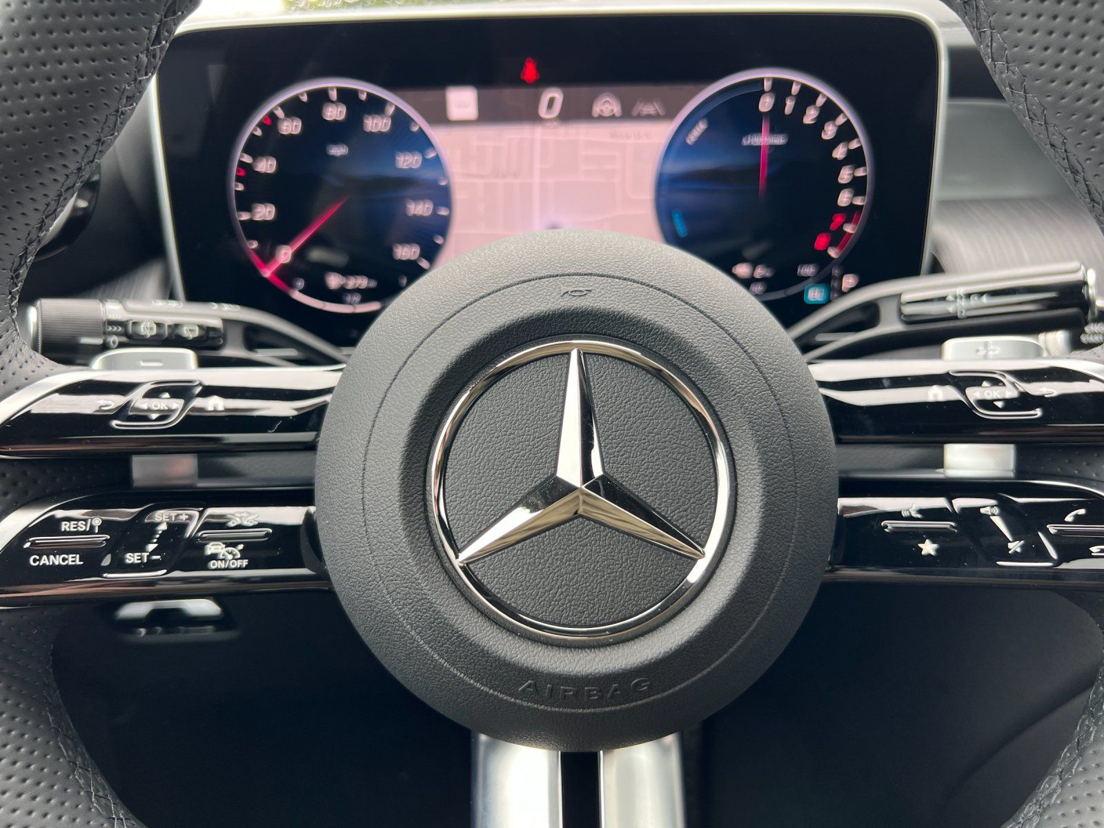 new 2025 Mercedes-Benz GLC car