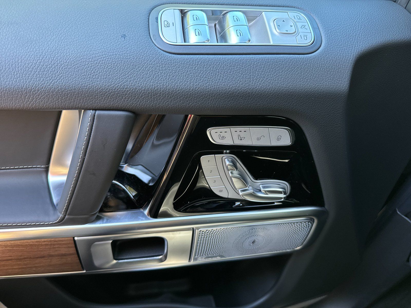 new 2025 Mercedes-Benz G-Class car