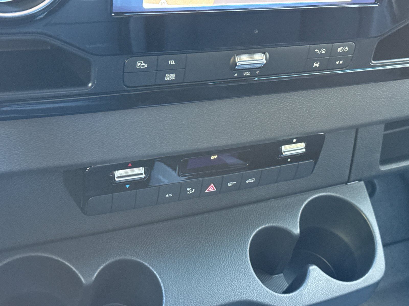 new 2025 Mercedes-Benz Sprinter 2500 car