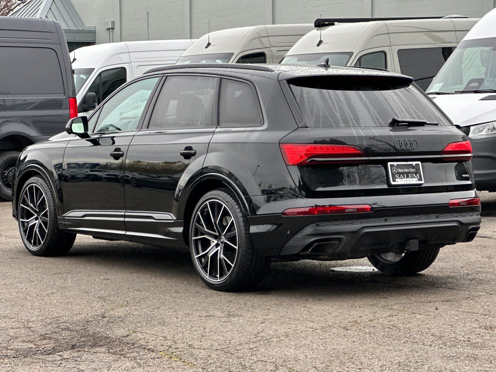 used 2025 Audi Q7 car, priced at $62,990