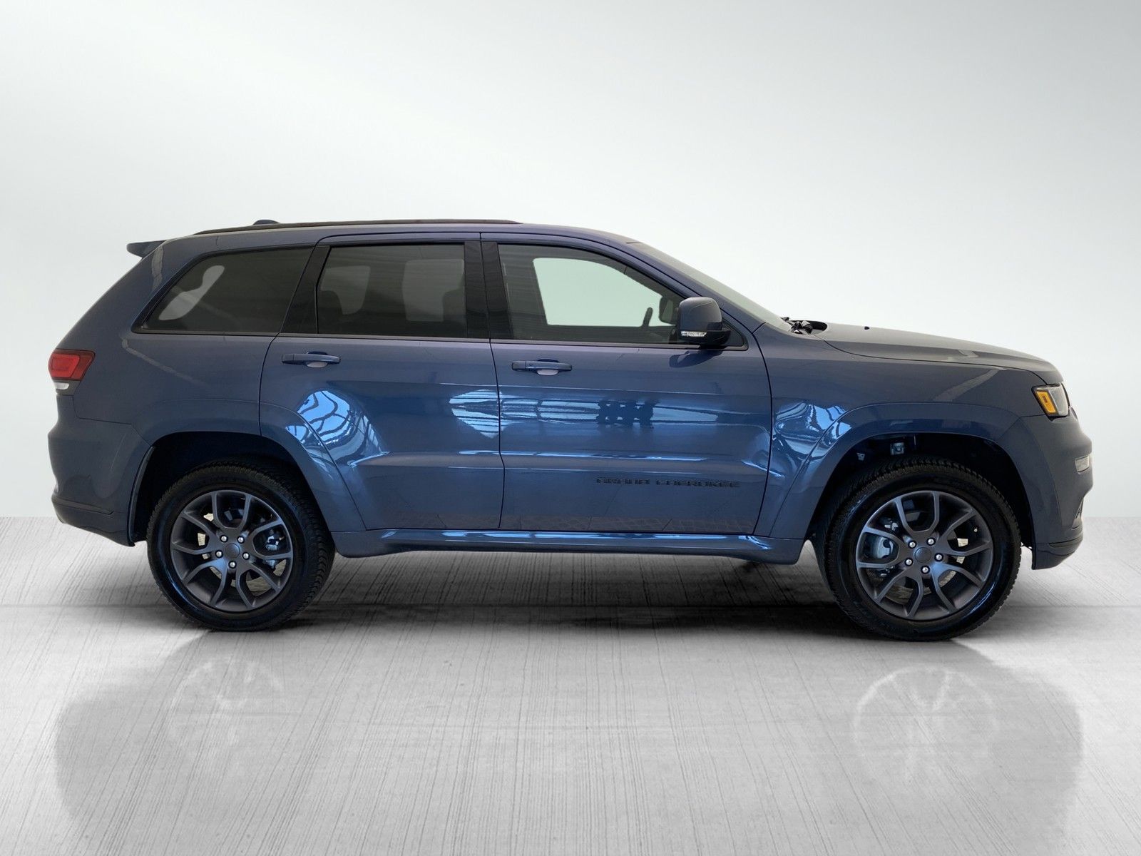 used 2020 Jeep Grand Cherokee car, priced at $29,755