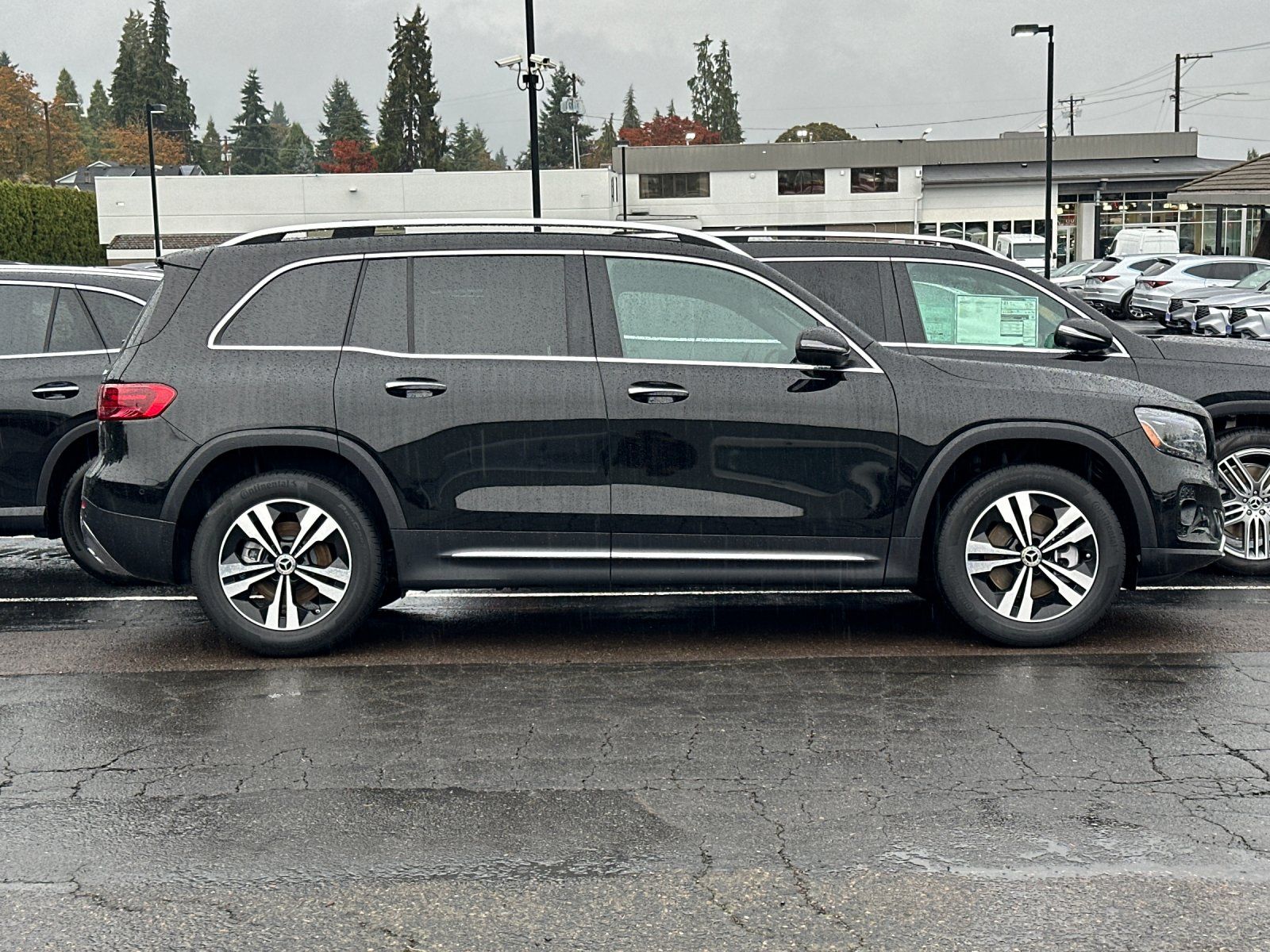 used 2025 Mercedes-Benz GLB car, priced at $41,998