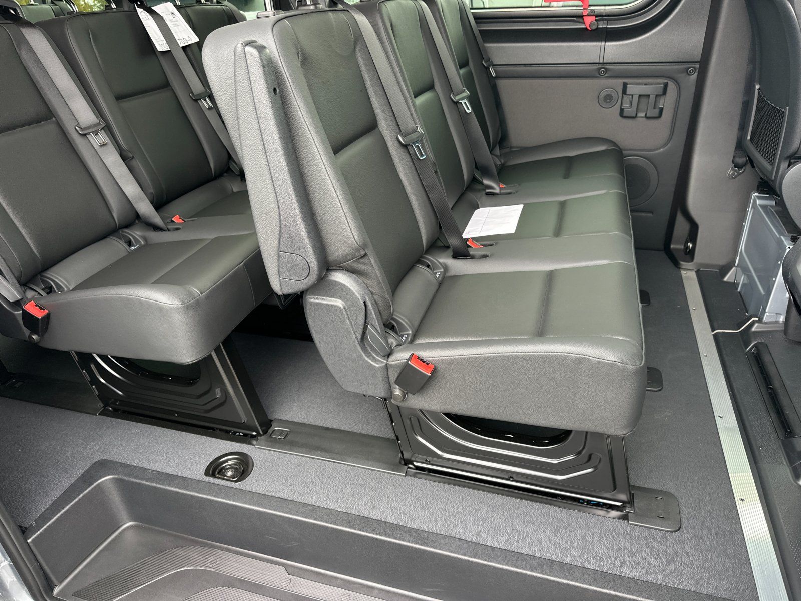 new 2025 Mercedes-Benz Sprinter 2500 car