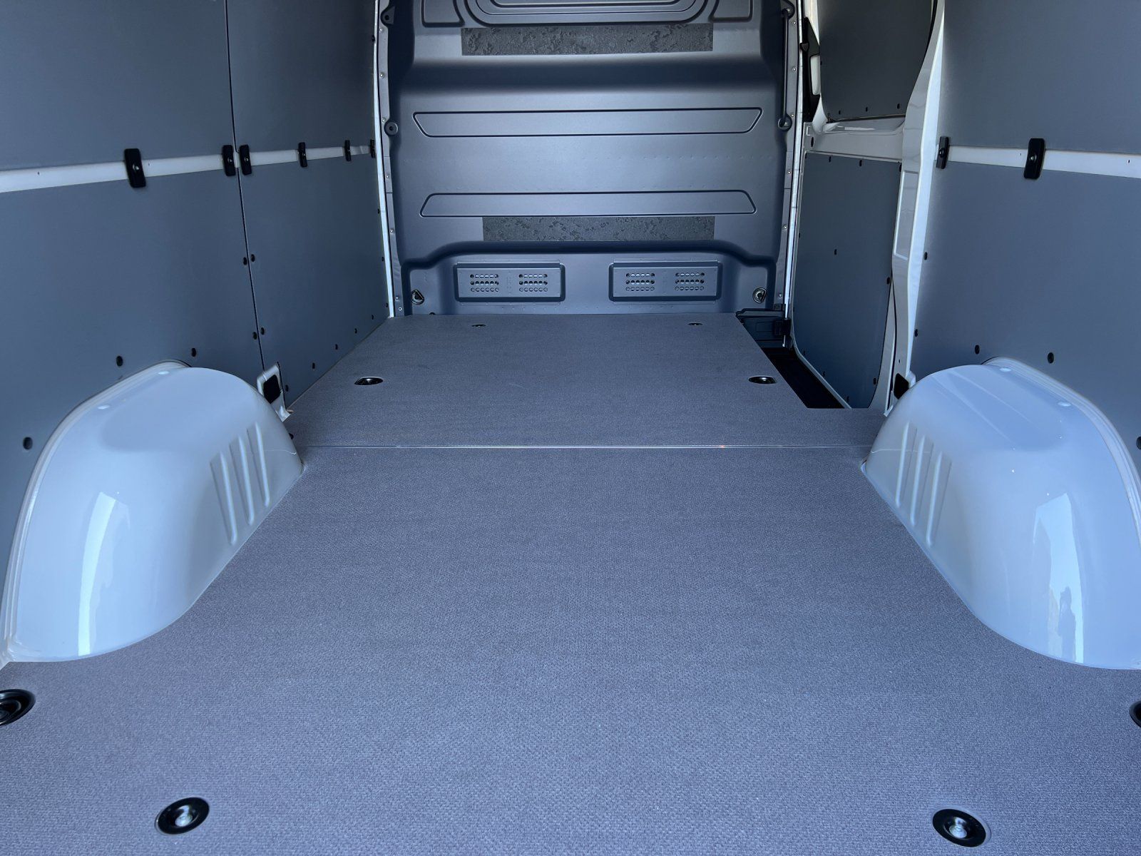 new 2025 Mercedes-Benz Sprinter 2500 car