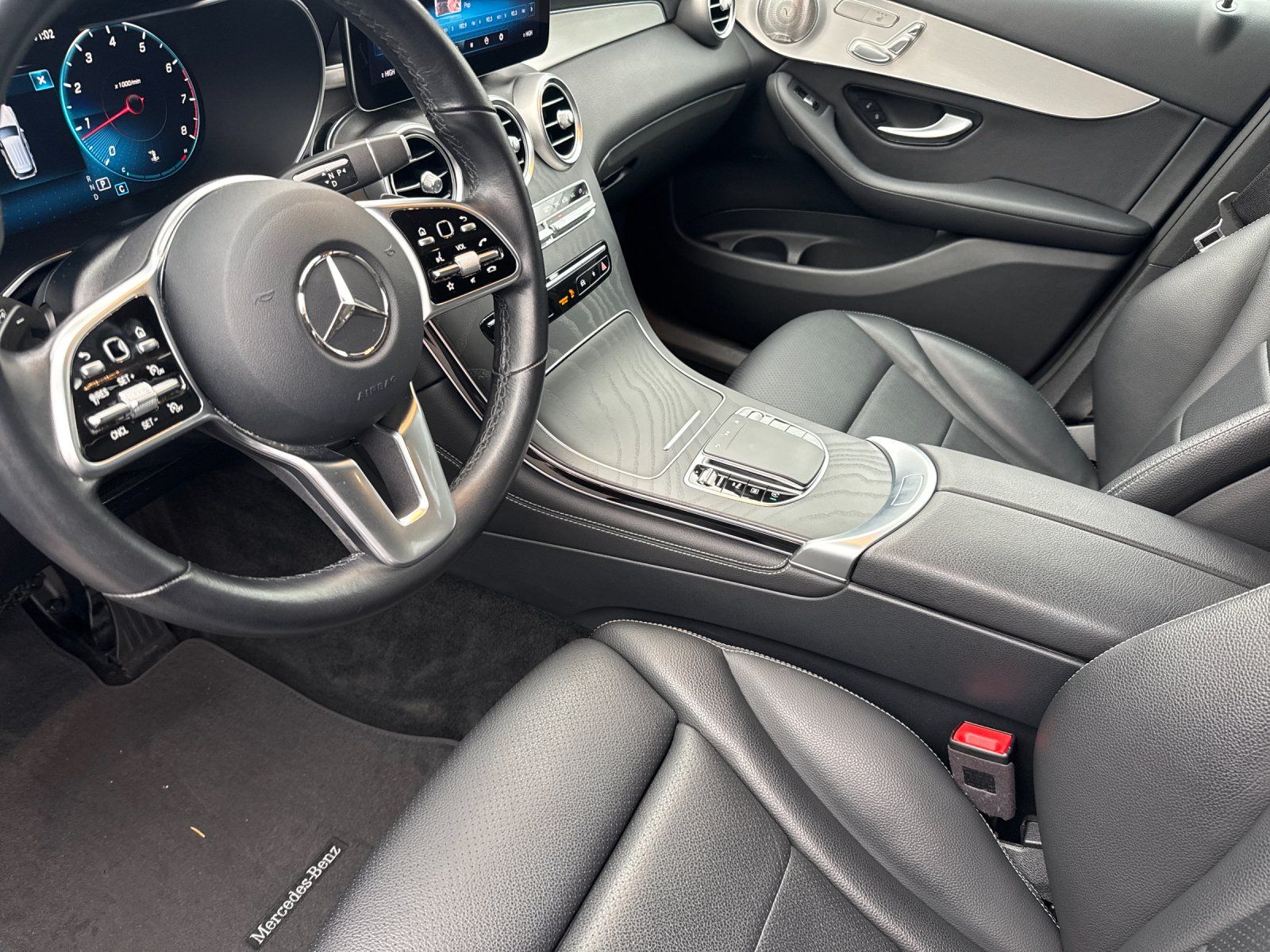 used 2021 Mercedes-Benz GLC car, priced at $28,998