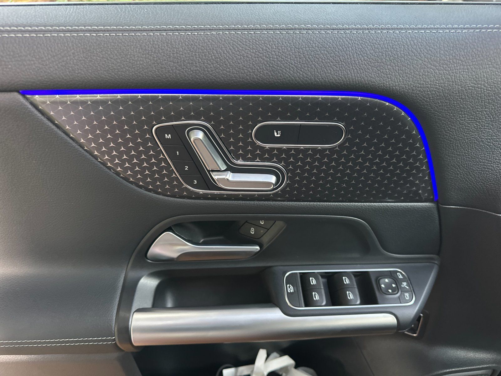 used 2025 Mercedes-Benz GLA car, priced at $39,998