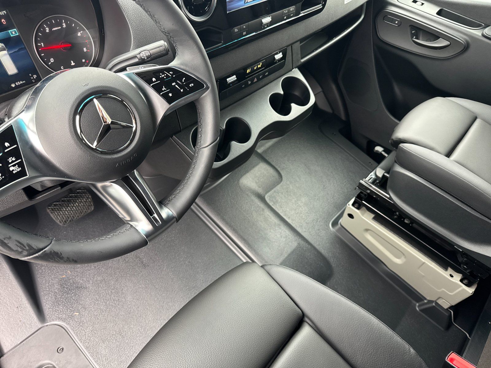 new 2026 Mercedes-Benz Sprinter 2500 car