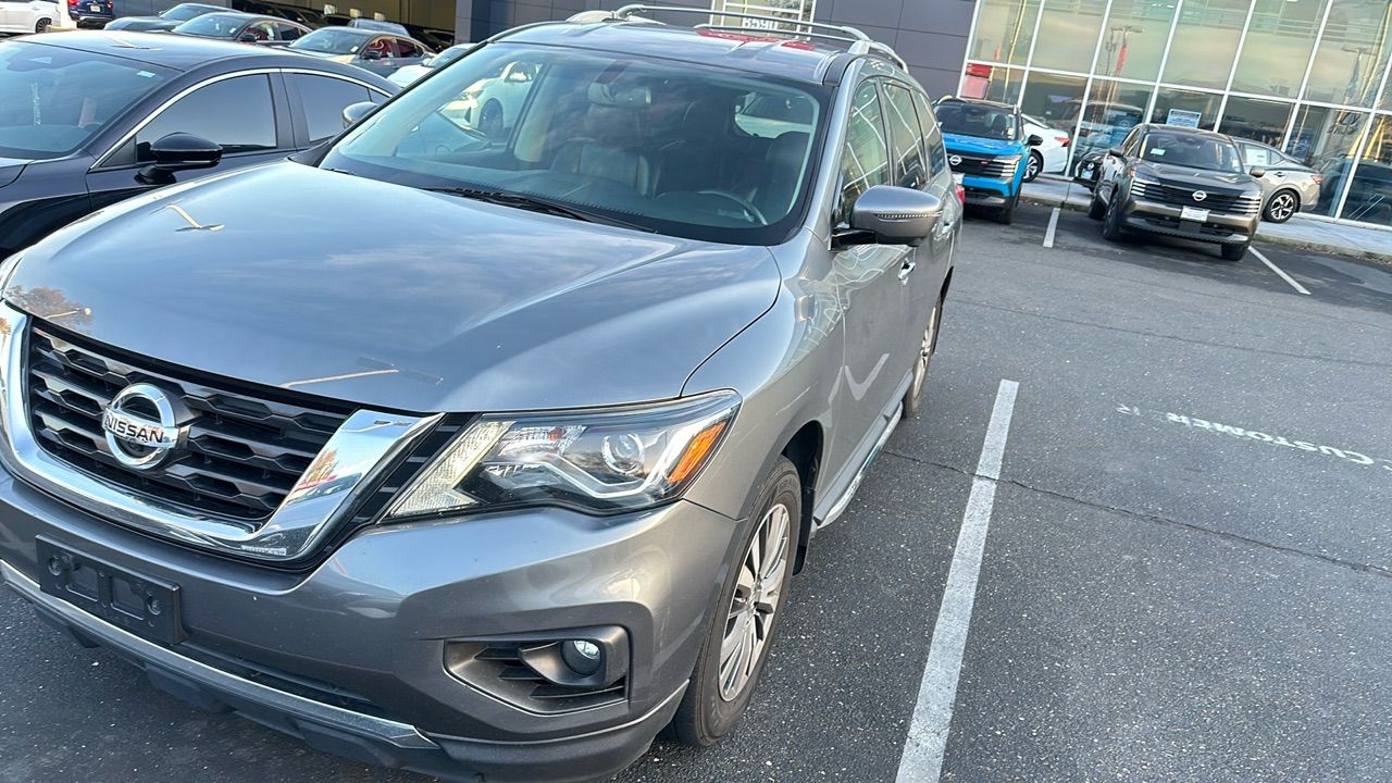 used 2020 Nissan Pathfinder car, priced at $21,491