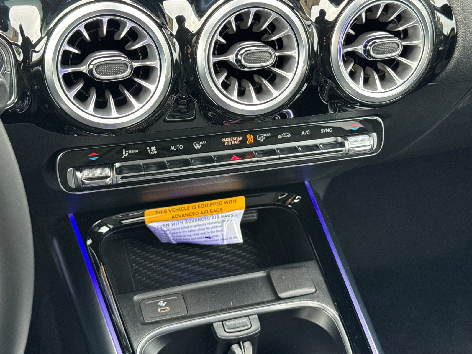 new 2025 Mercedes-Benz GLA car