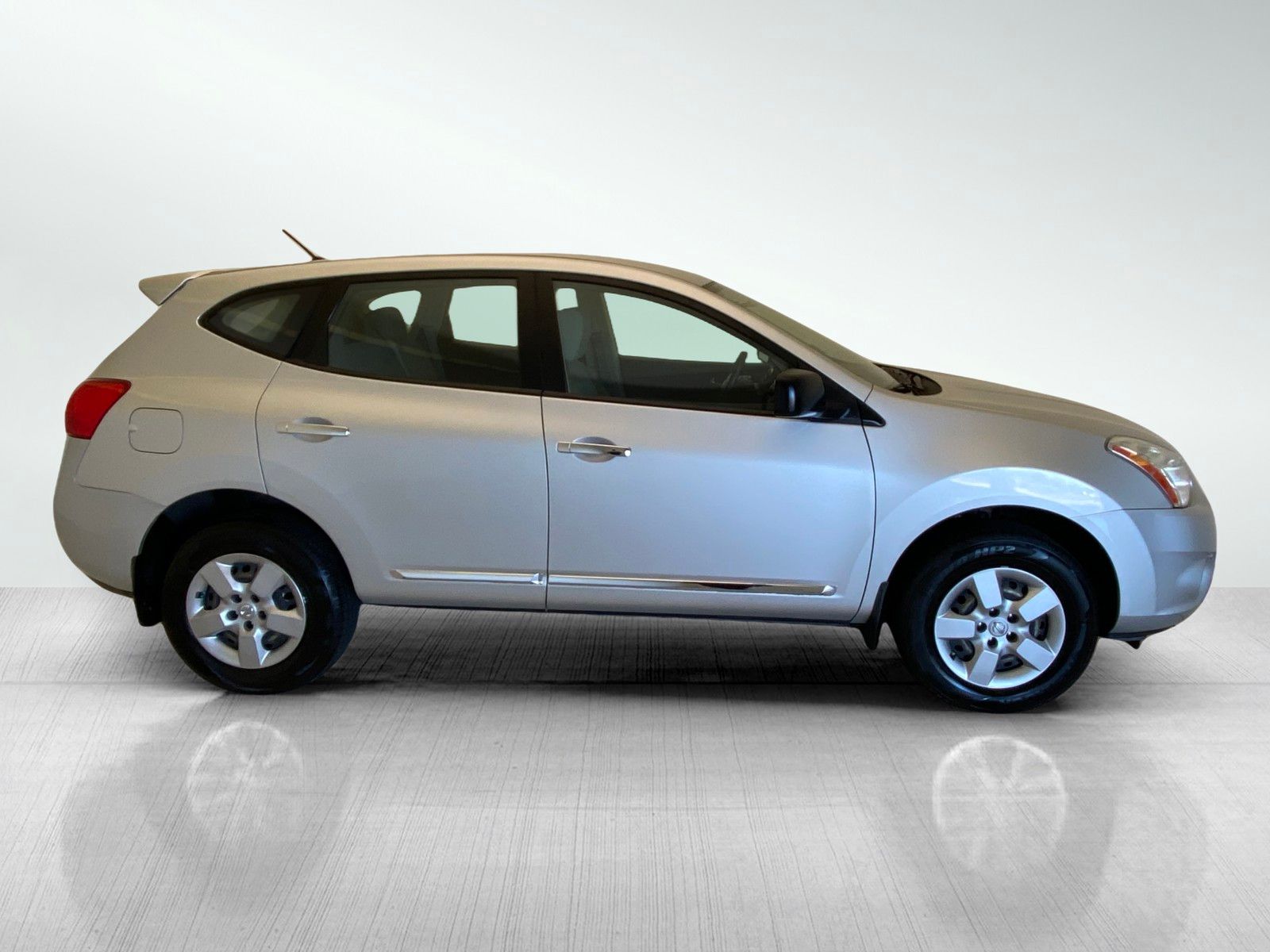 used 2013 Nissan Rogue car, priced at $12,992