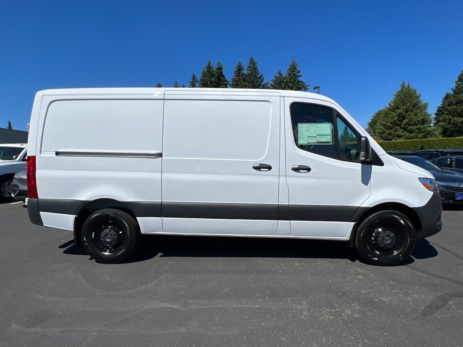 new 2025 Mercedes-Benz Sprinter 2500 car