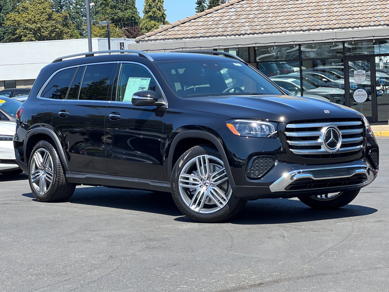 new 2025 Mercedes-Benz GLS car