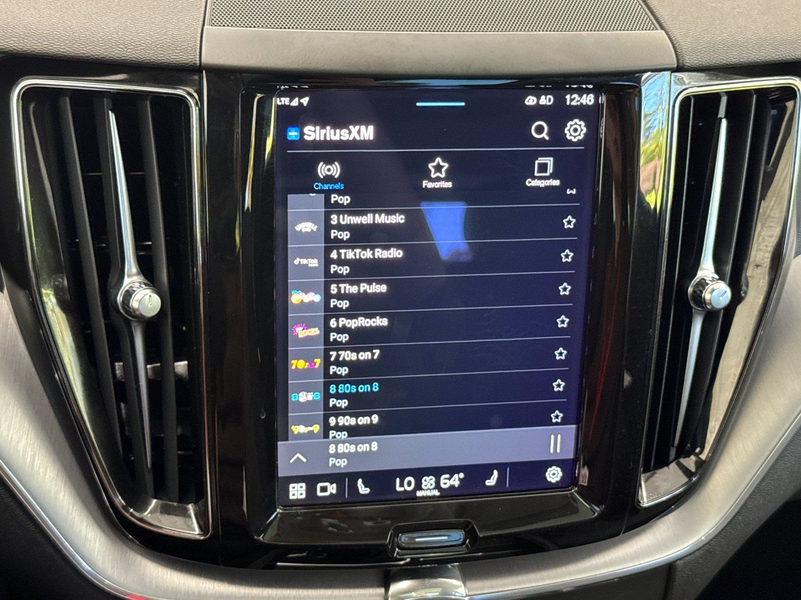 used 2022 Volvo XC60 Recharge Plug-In Hybrid car, priced at $33,498