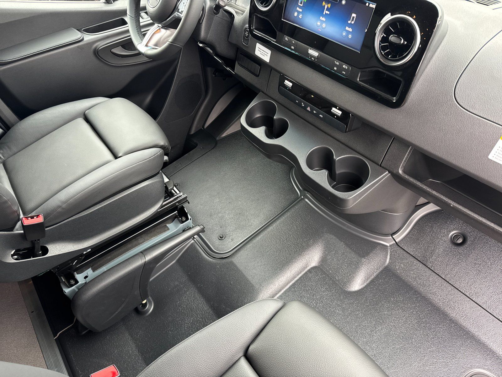 new 2026 Mercedes-Benz Sprinter 2500 car