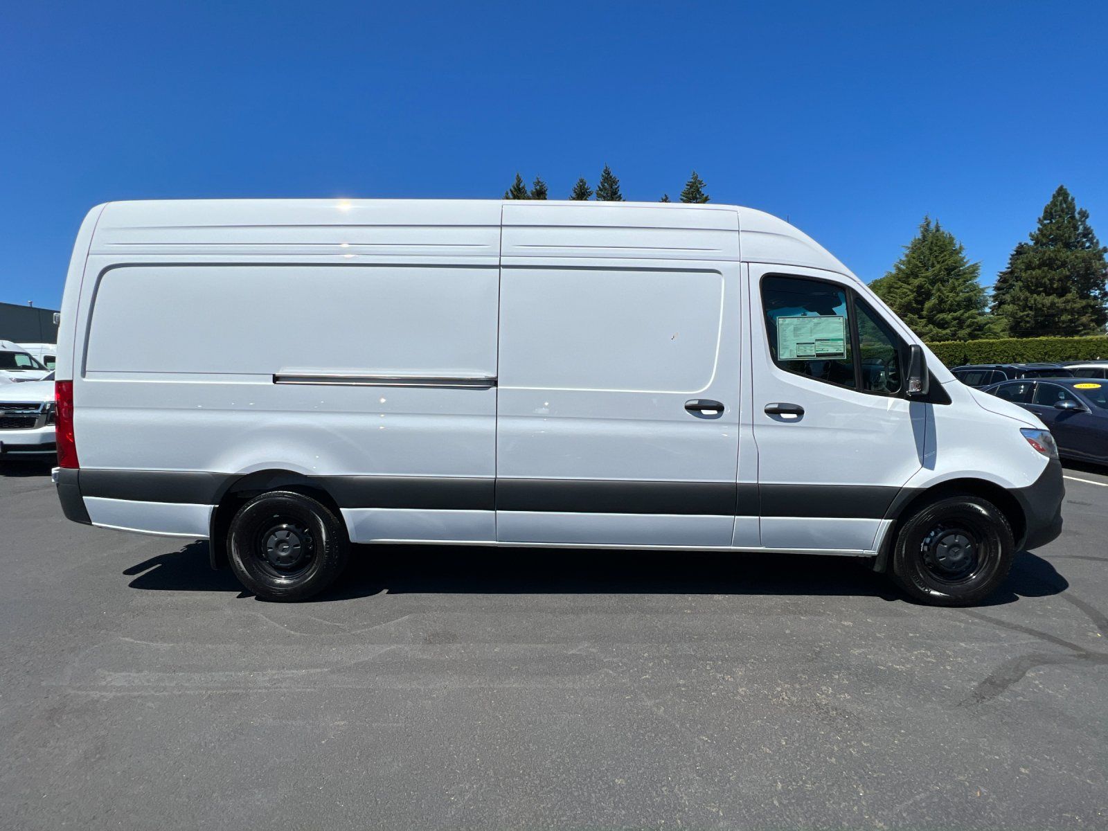 new 2025 Mercedes-Benz Sprinter 2500 car