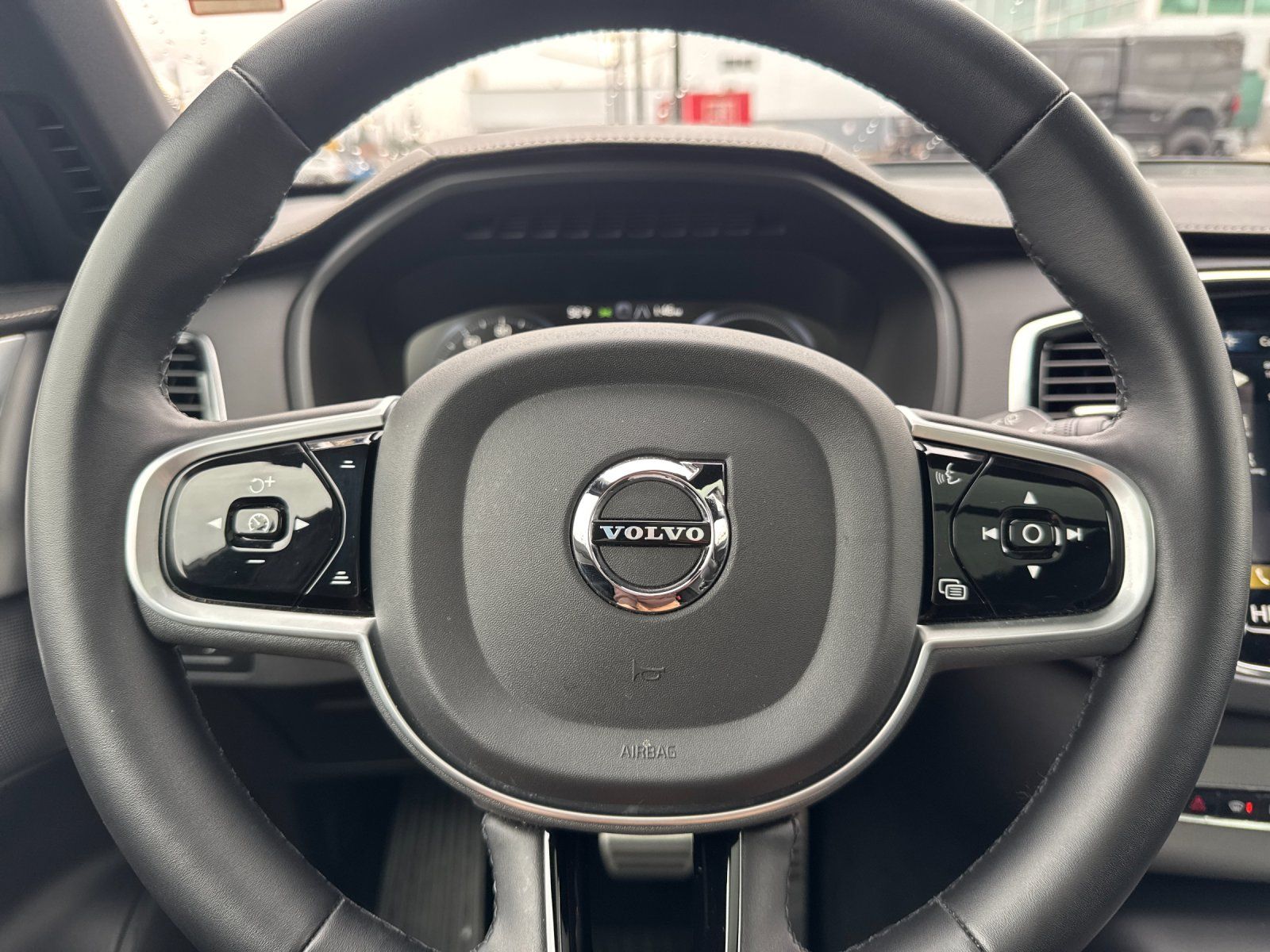 used 2022 Volvo XC90 Recharge Plug-In Hybrid car, priced at $45,998