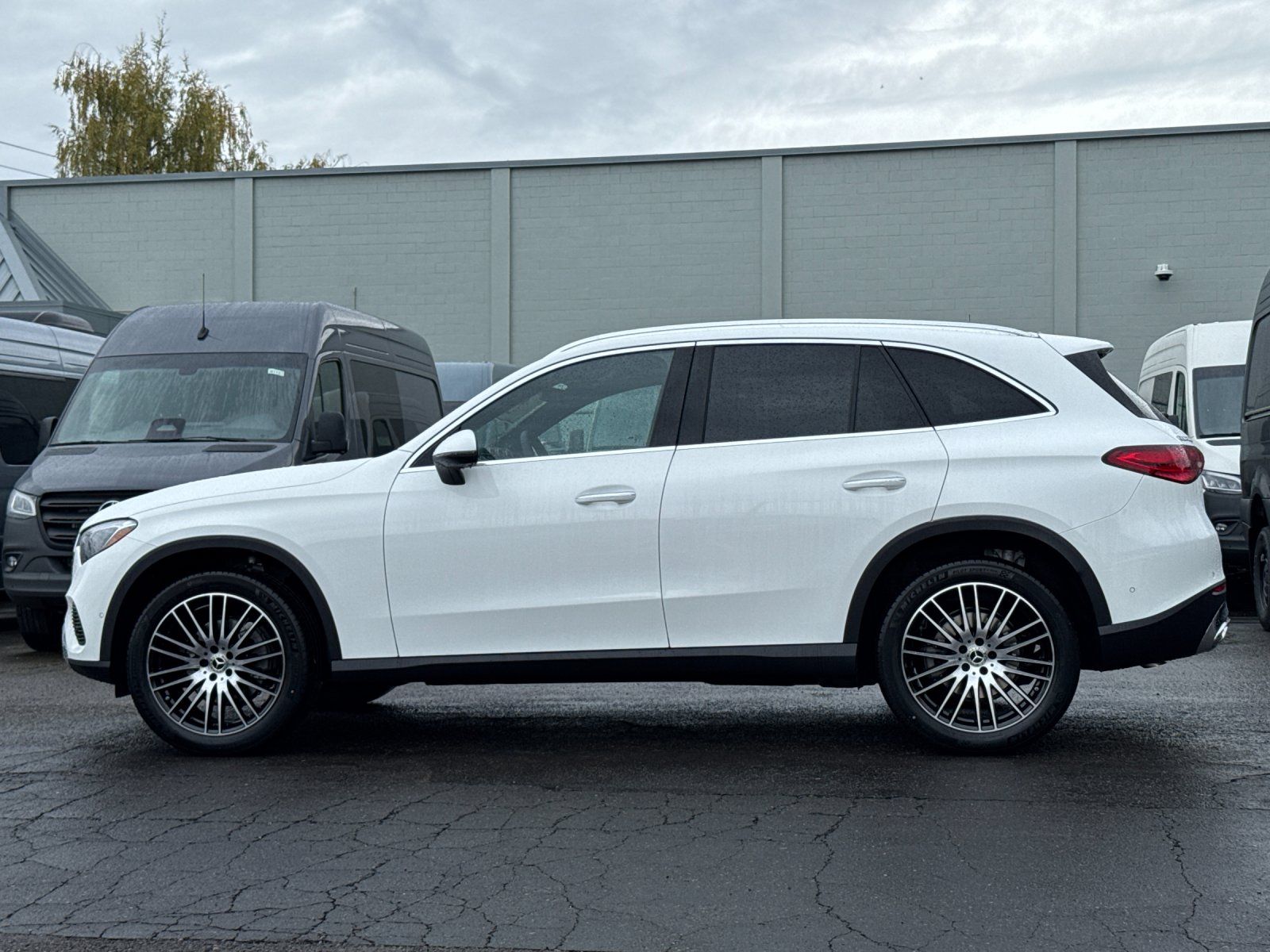 new 2026 Mercedes-Benz GLC car