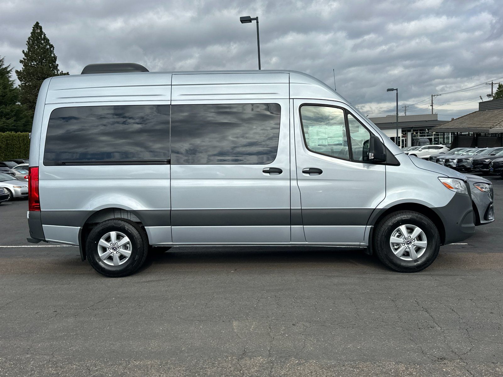 new 2025 Mercedes-Benz Sprinter 2500 car