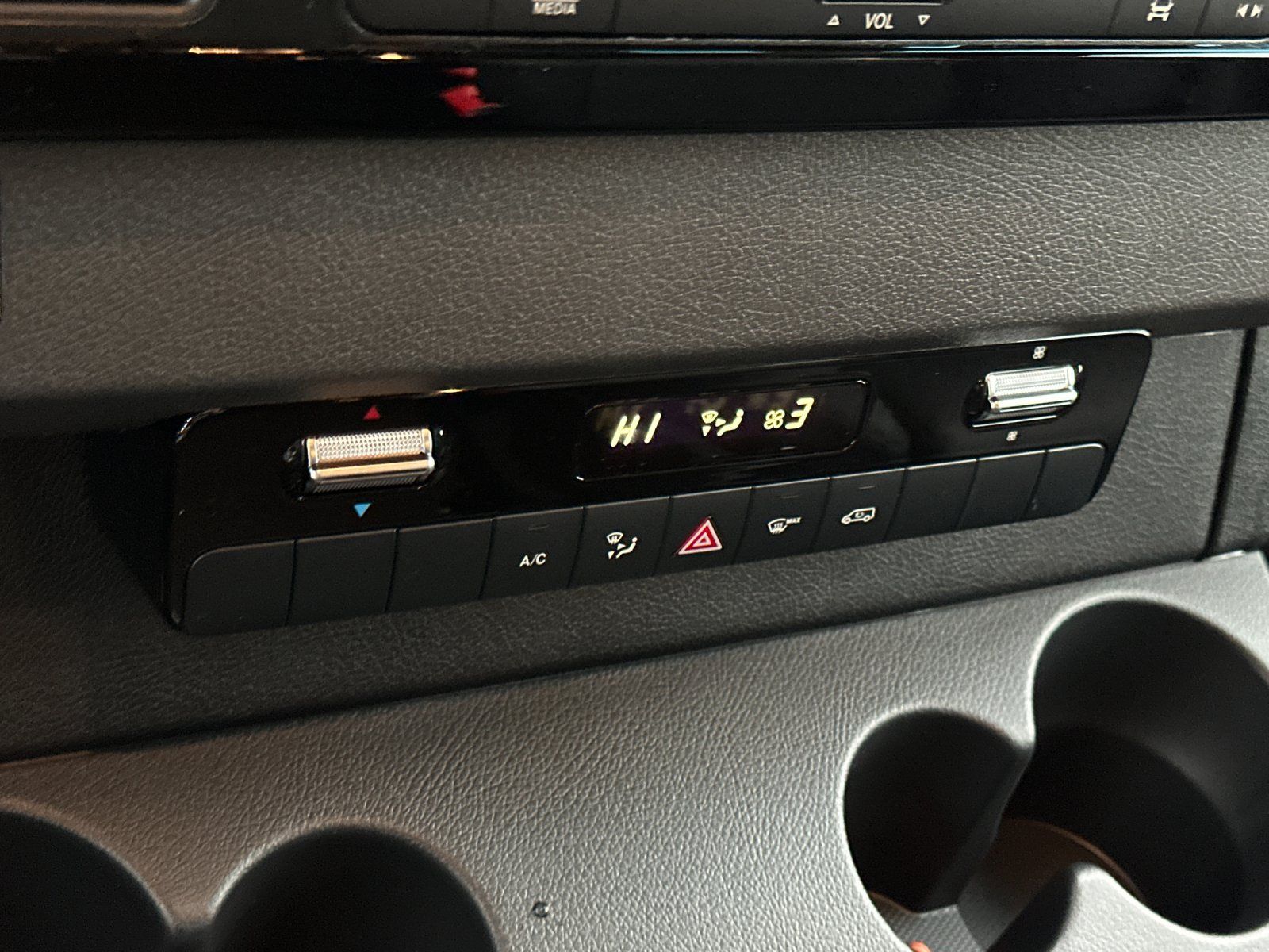 new 2026 Mercedes-Benz Sprinter 2500 car