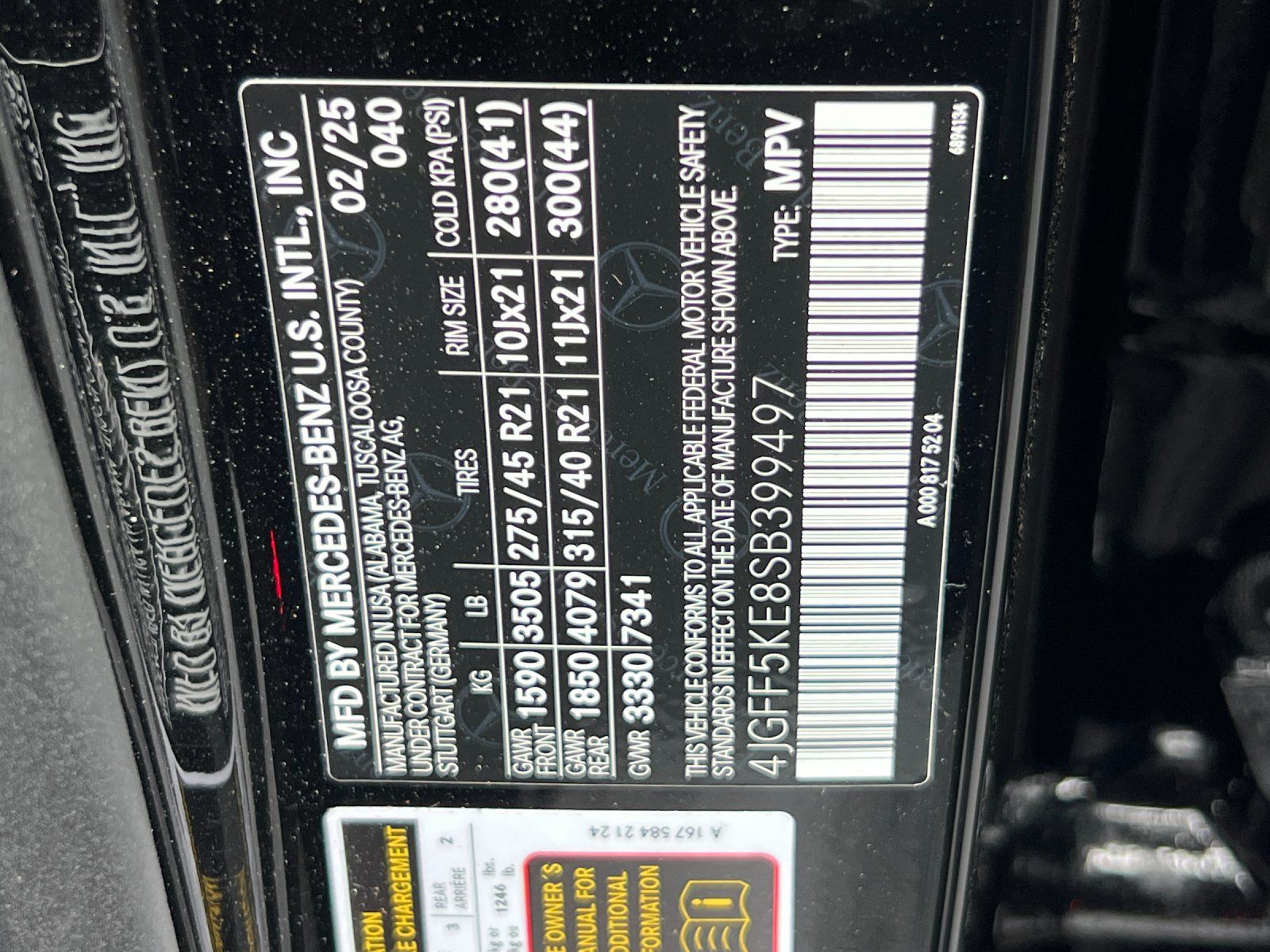 new 2025 Mercedes-Benz GLS car