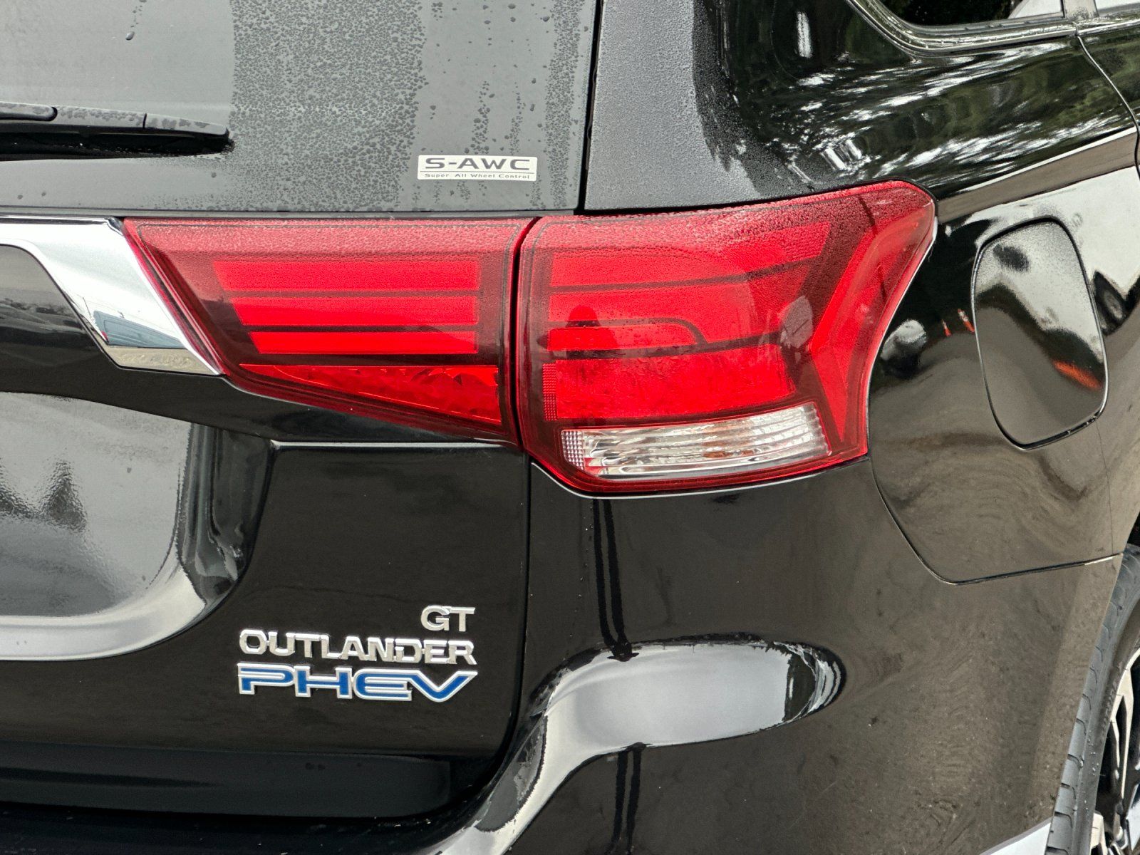 used 2018 Mitsubishi Outlander PHEV car, priced at $19,249