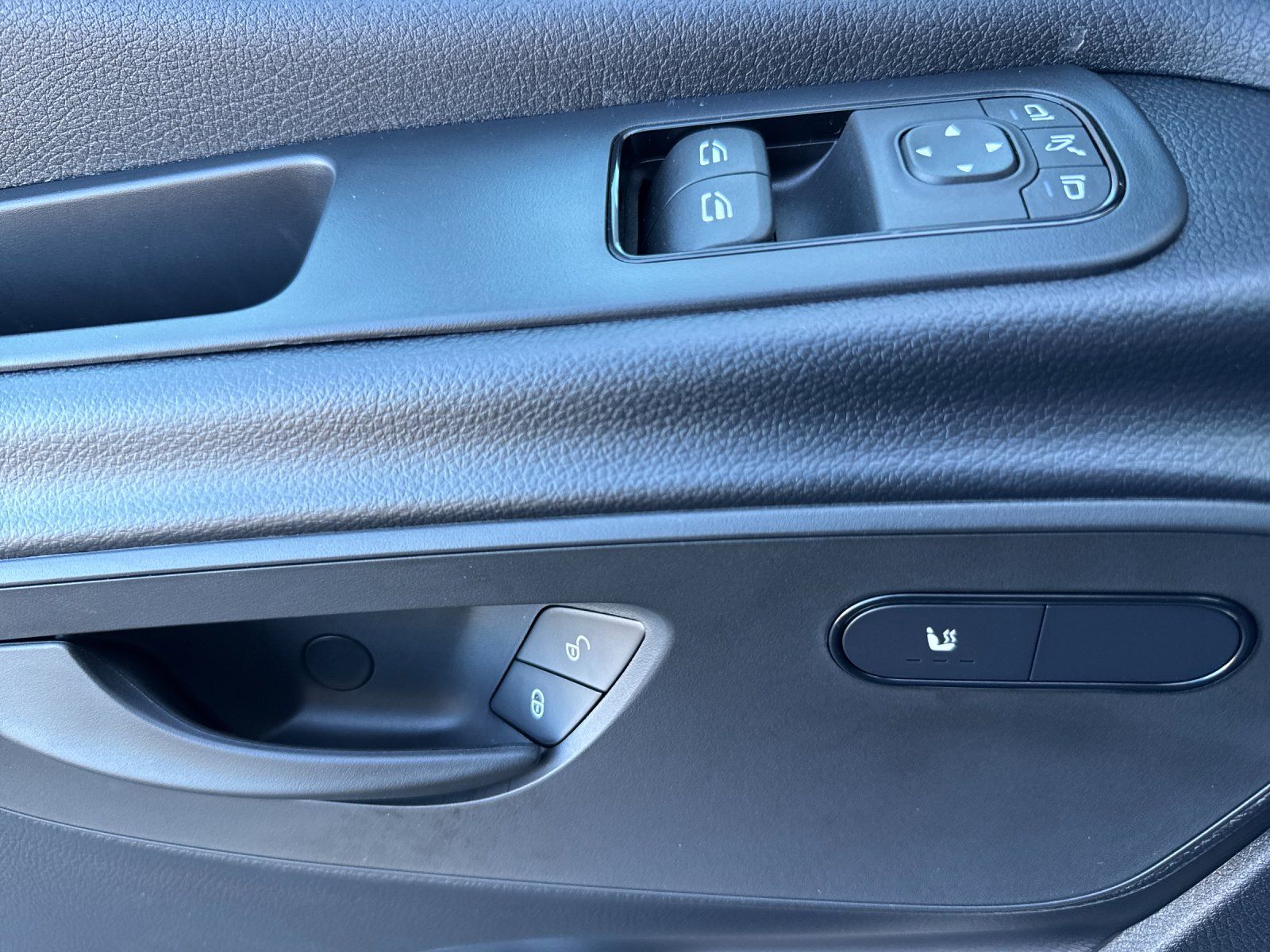 new 2025 Mercedes-Benz Sprinter 2500 car