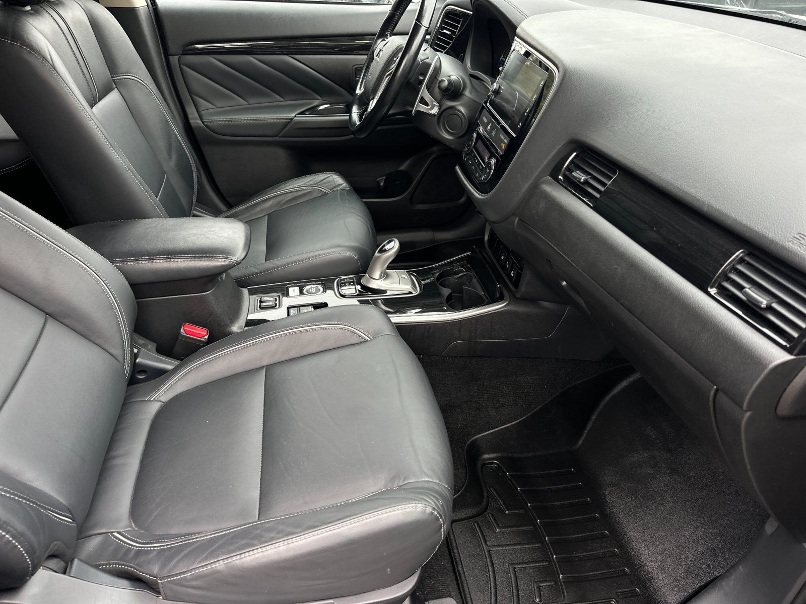 used 2018 Mitsubishi Outlander PHEV car, priced at $19,249