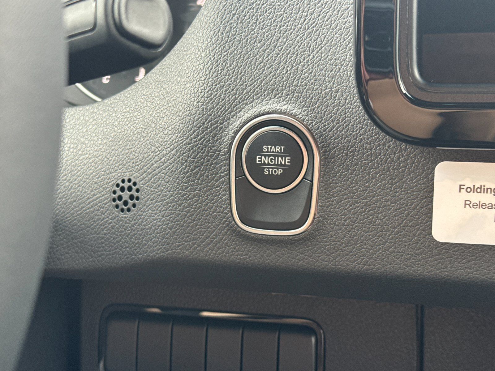 new 2025 Mercedes-Benz Sprinter 2500 car