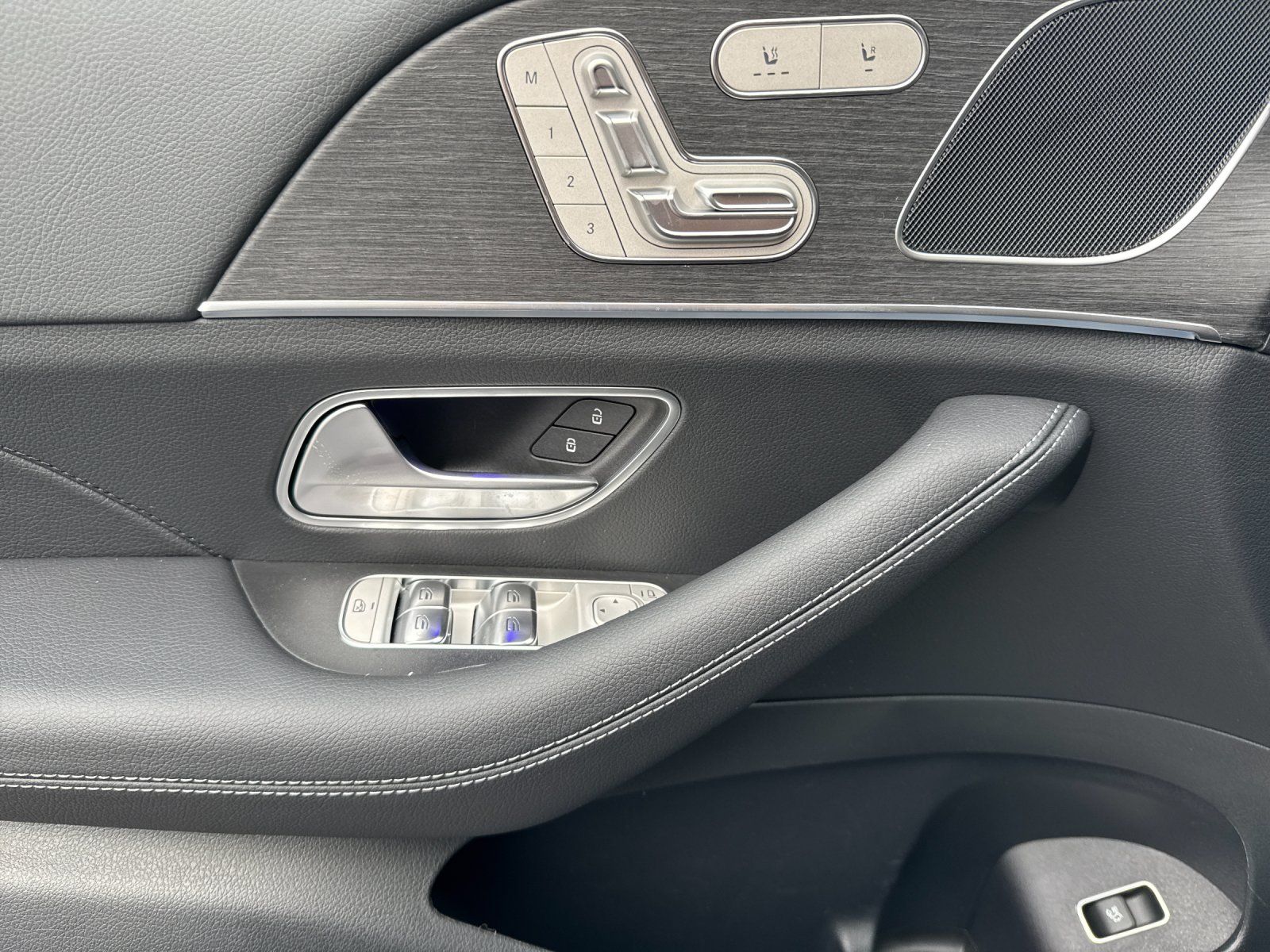 new 2026 Mercedes-Benz GLE car