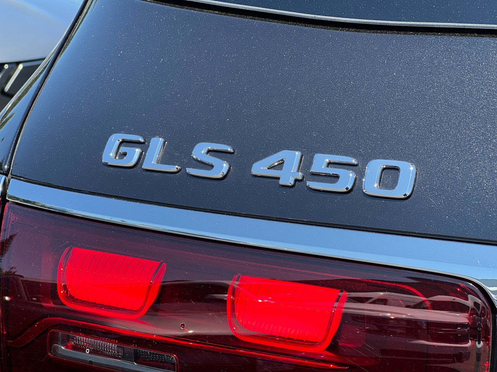 new 2025 Mercedes-Benz GLS car