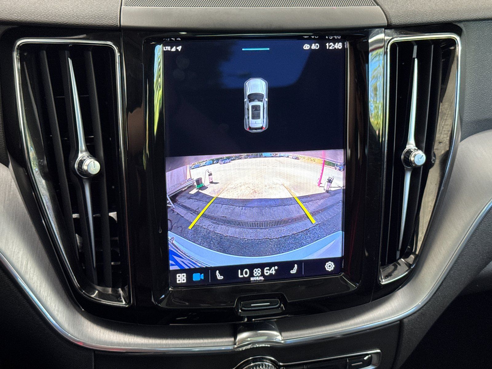 used 2022 Volvo XC60 Recharge Plug-In Hybrid car, priced at $33,498