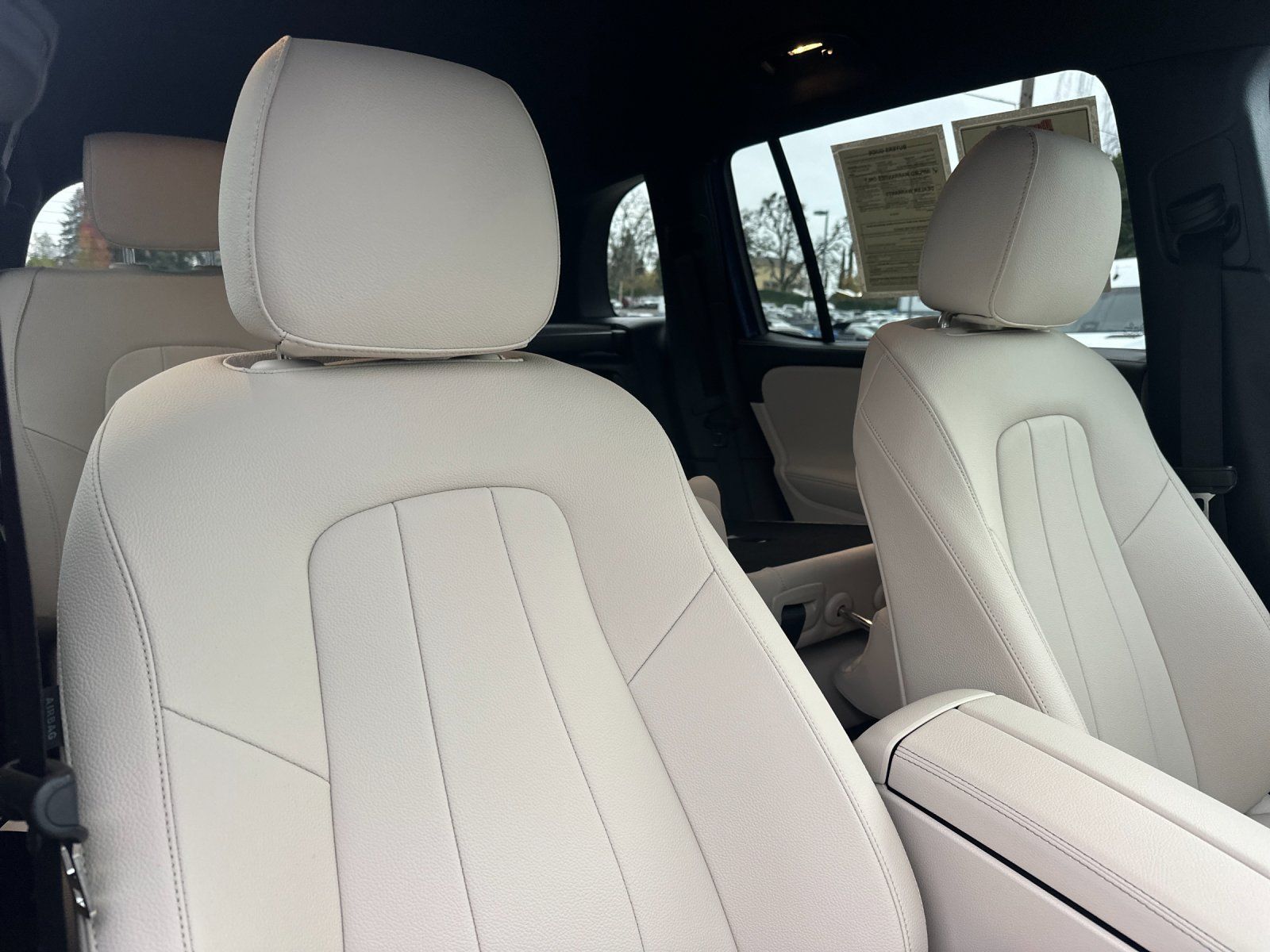 used 2025 Mercedes-Benz GLB car, priced at $41,998