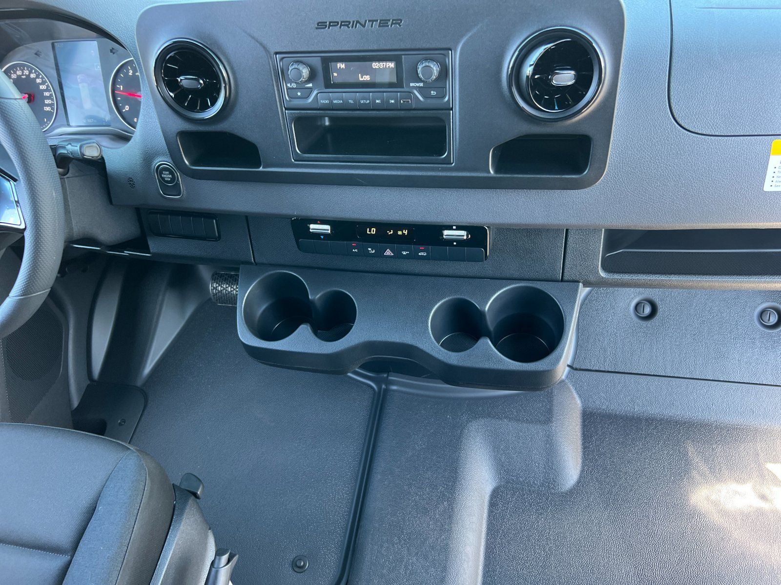 new 2025 Mercedes-Benz Sprinter 2500 car