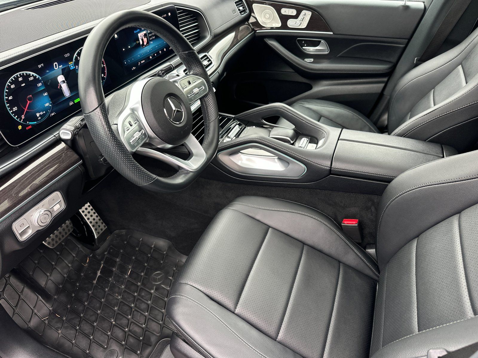 used 2022 Mercedes-Benz GLS car, priced at $59,988