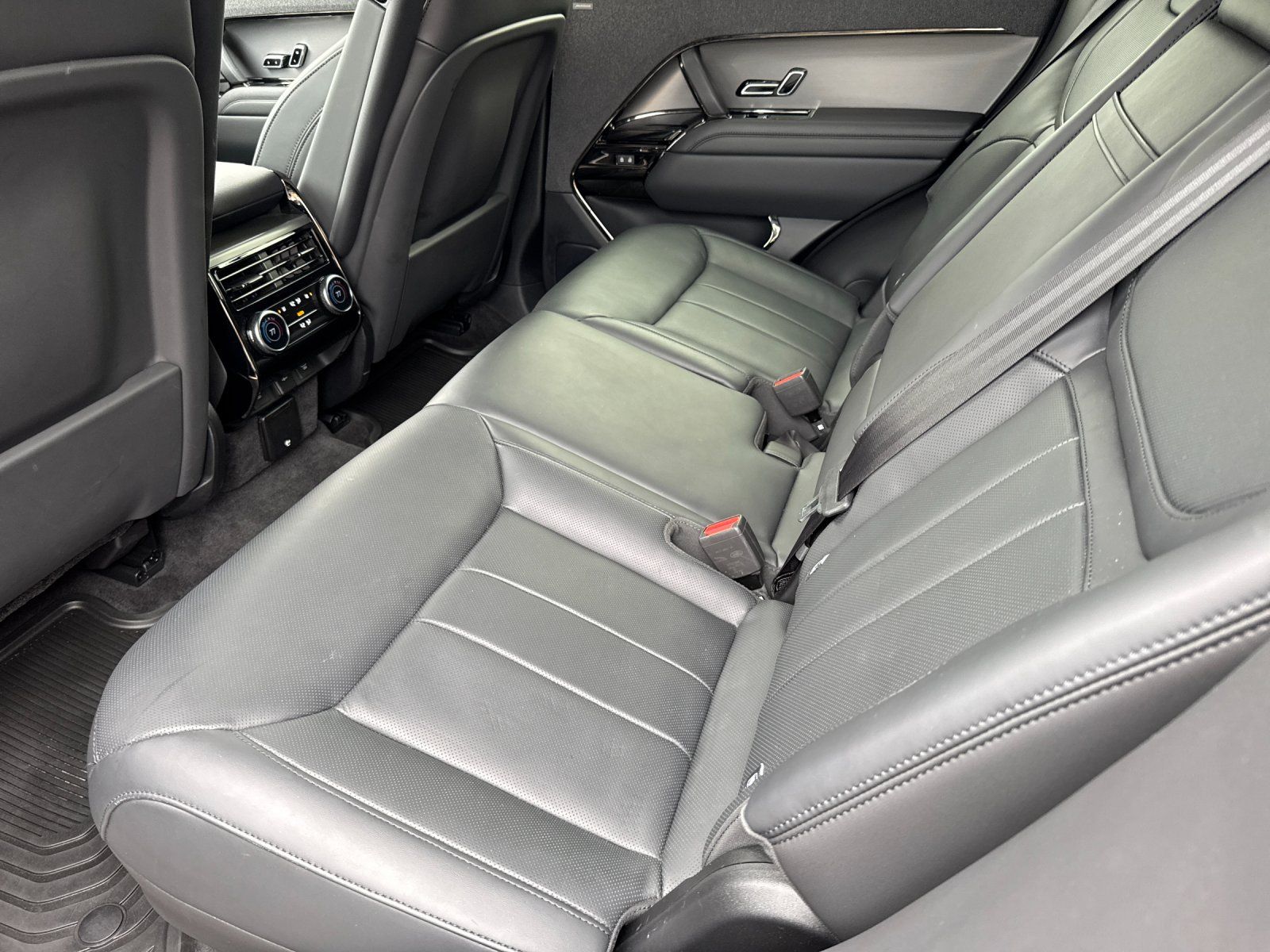 used 2023 Land Rover Range Rover Sport car, priced at $74,998