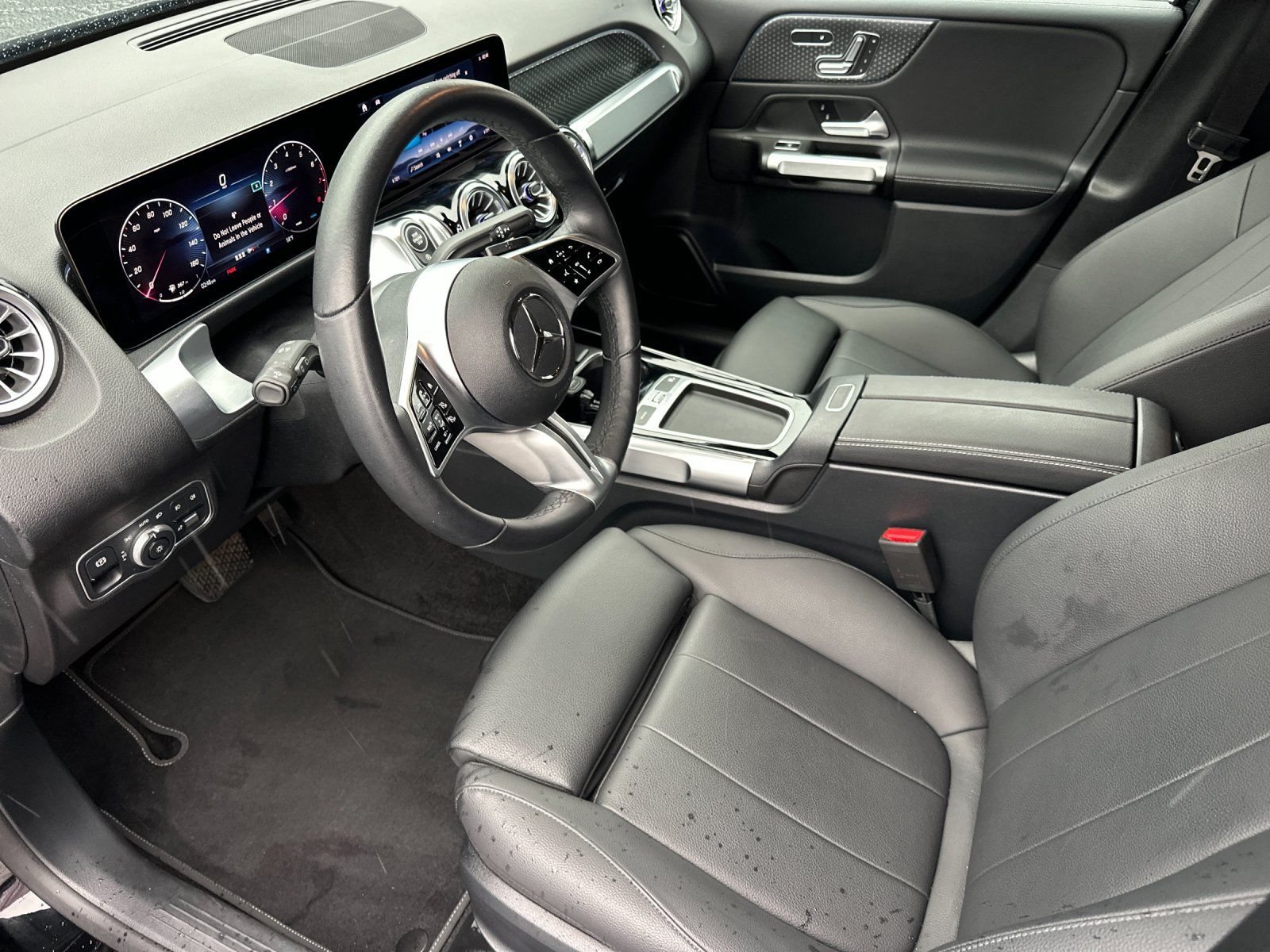 used 2025 Mercedes-Benz GLB car, priced at $41,998