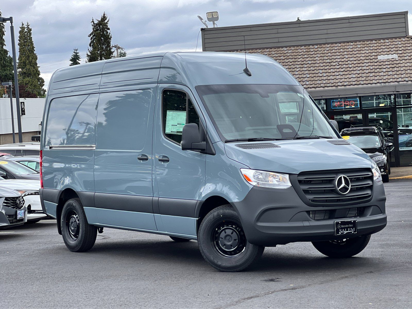 new 2025 Mercedes-Benz Sprinter 2500 car