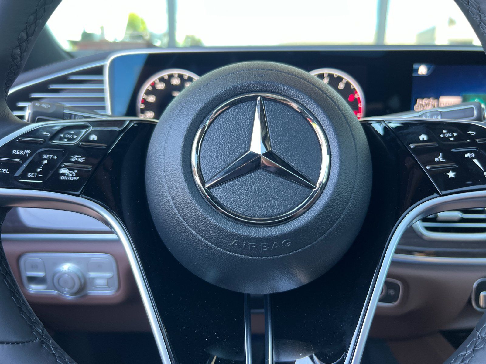 new 2025 Mercedes-Benz GLS car