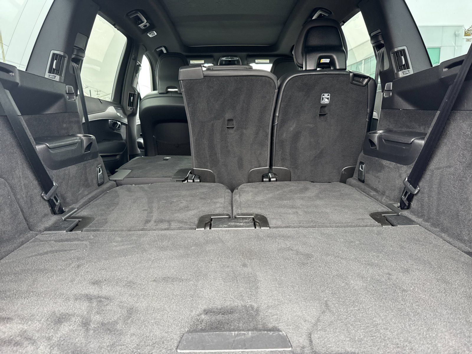 used 2022 Volvo XC90 Recharge Plug-In Hybrid car, priced at $45,998