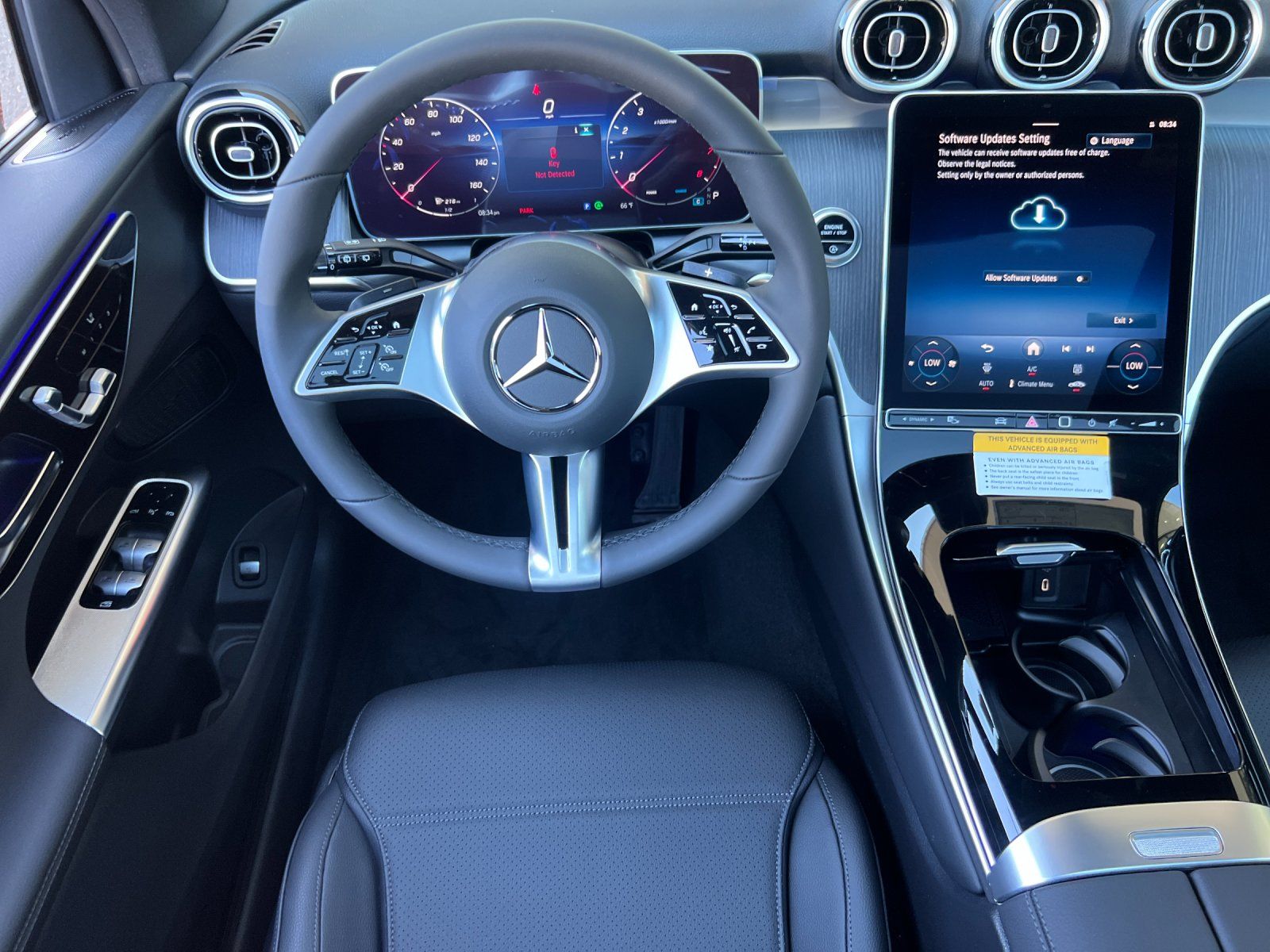 used 2025 Mercedes-Benz GLC car