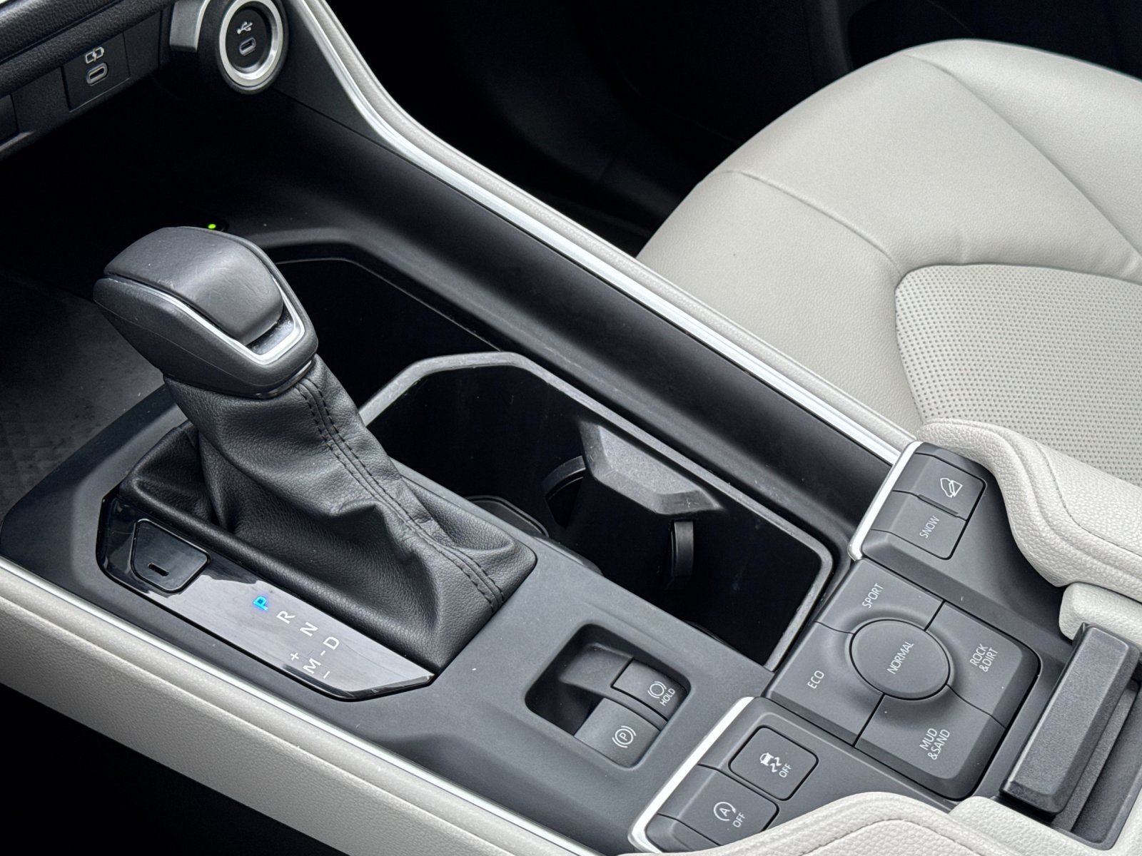 used 2024 Toyota Grand Highlander car, priced at $45,498