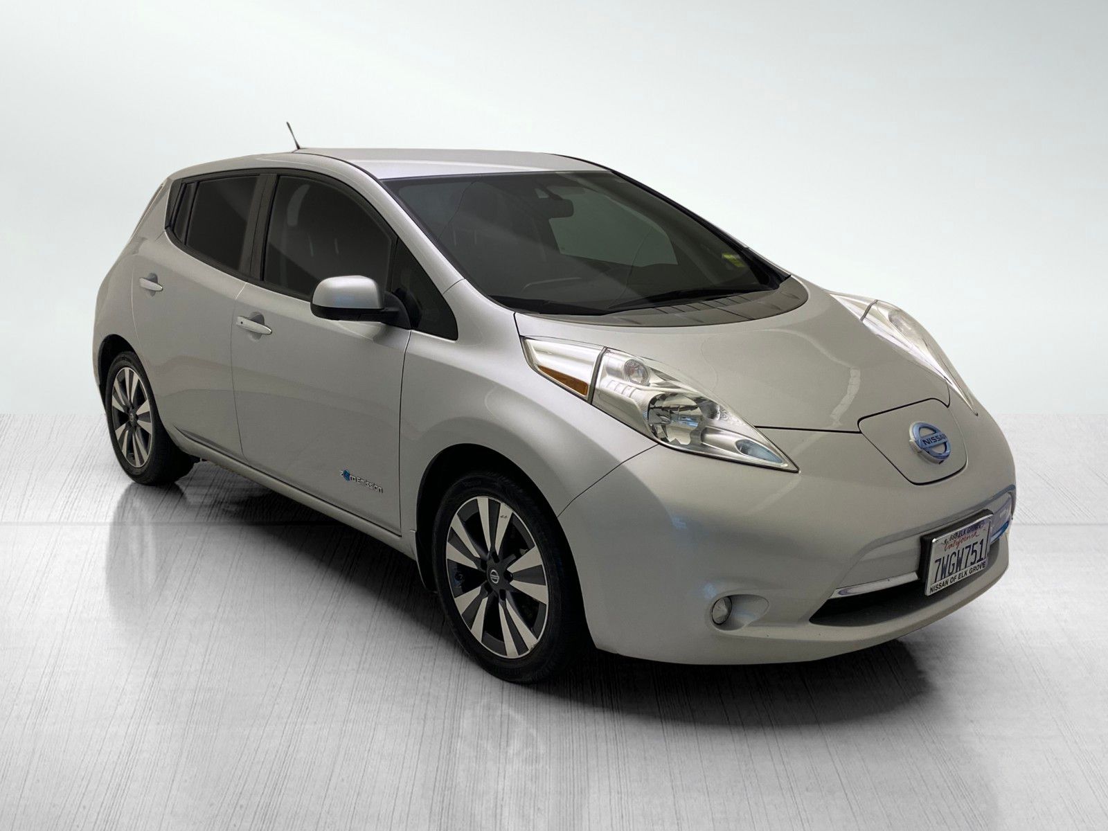 used 2017 Nissan Leaf car, priced at $6,821