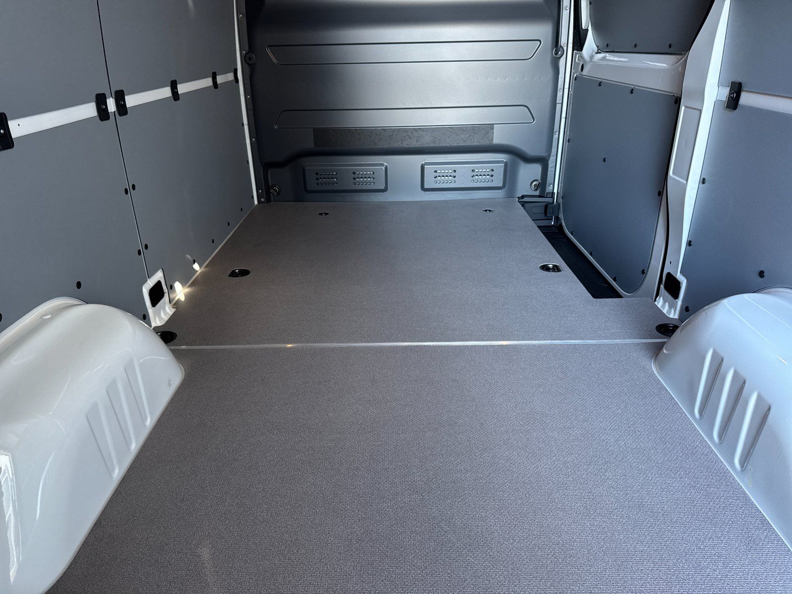 new 2025 Mercedes-Benz Sprinter 2500 car